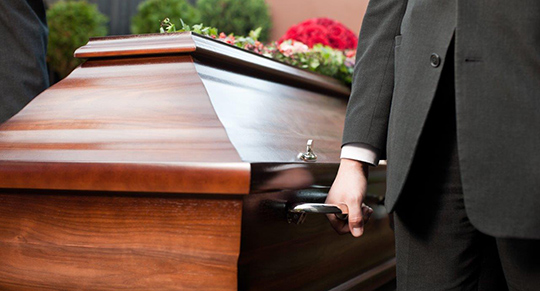 Erdbestattung - Fam. Graue Bestattungen führt exklusive Erdbestattungen für Sterbefälle durch.